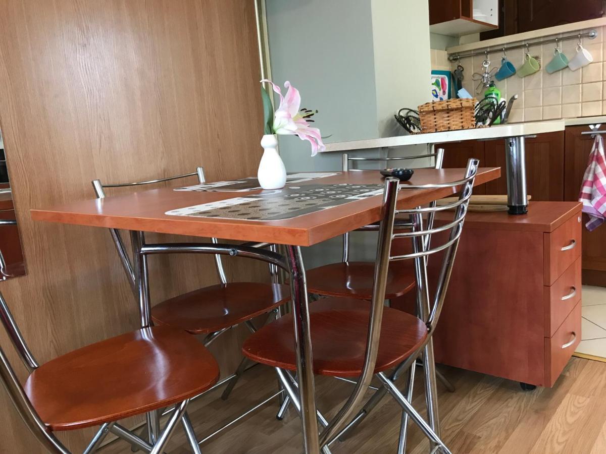 Apartamenty-Studio Noclegi Wczasy Wakacje Ferie - Pobyty Rodzinne รับกา ภายนอก รูปภาพ